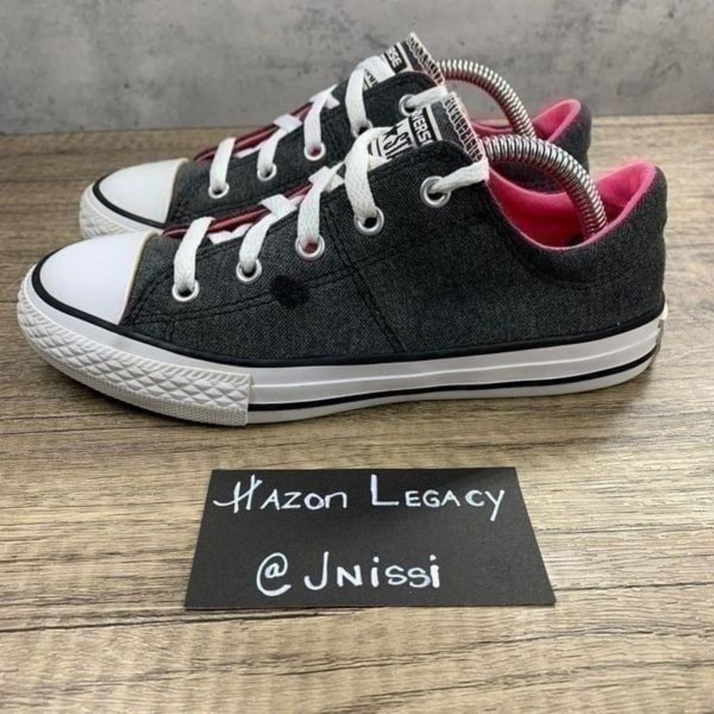 Converse Chuck Taylor‎ All Star~Youth Girl's Sneakers~Gray/Pink Insoles~Size 2